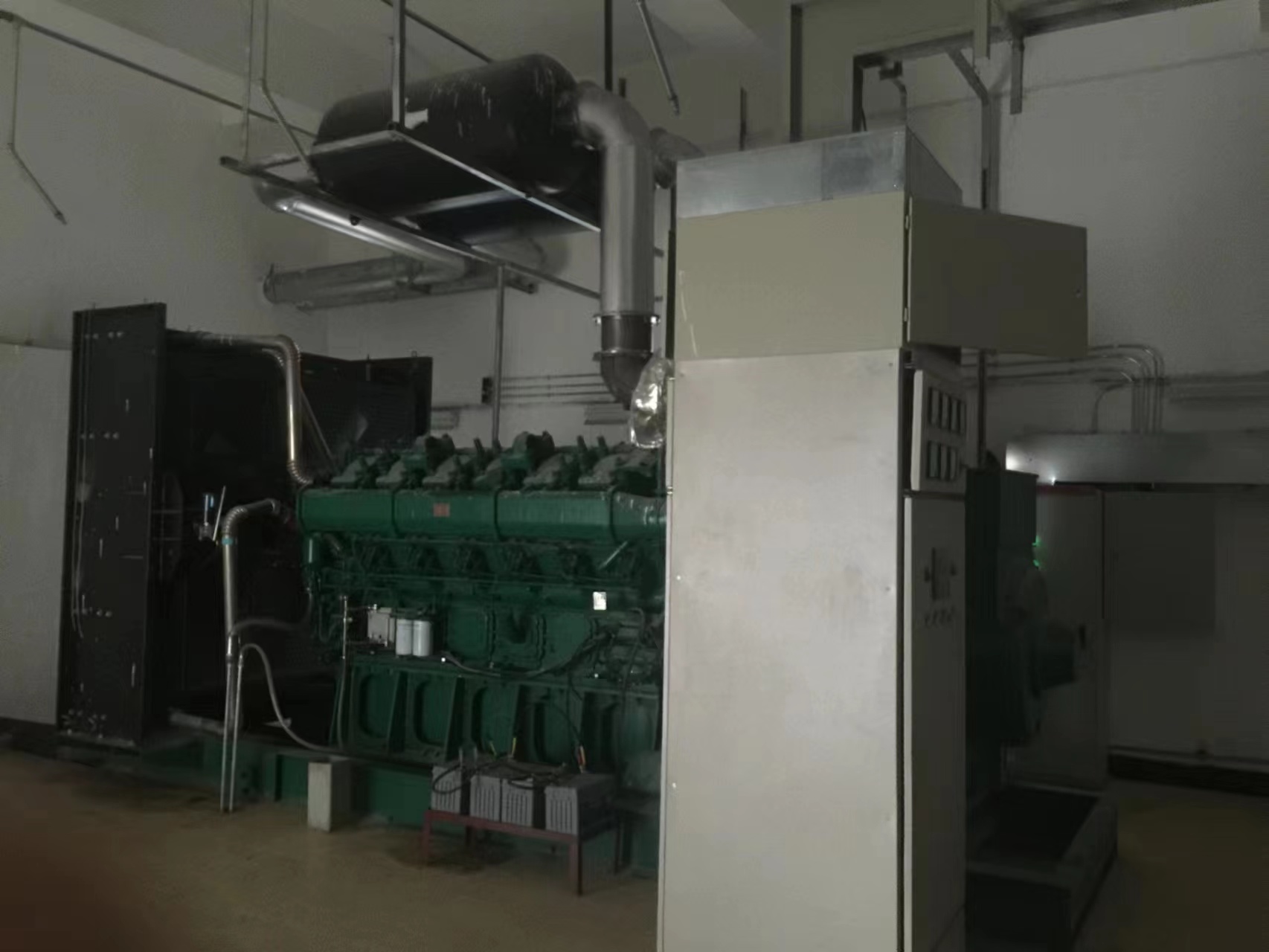 柴油發(fā)電機組負荷低，排氣管滴油的原因