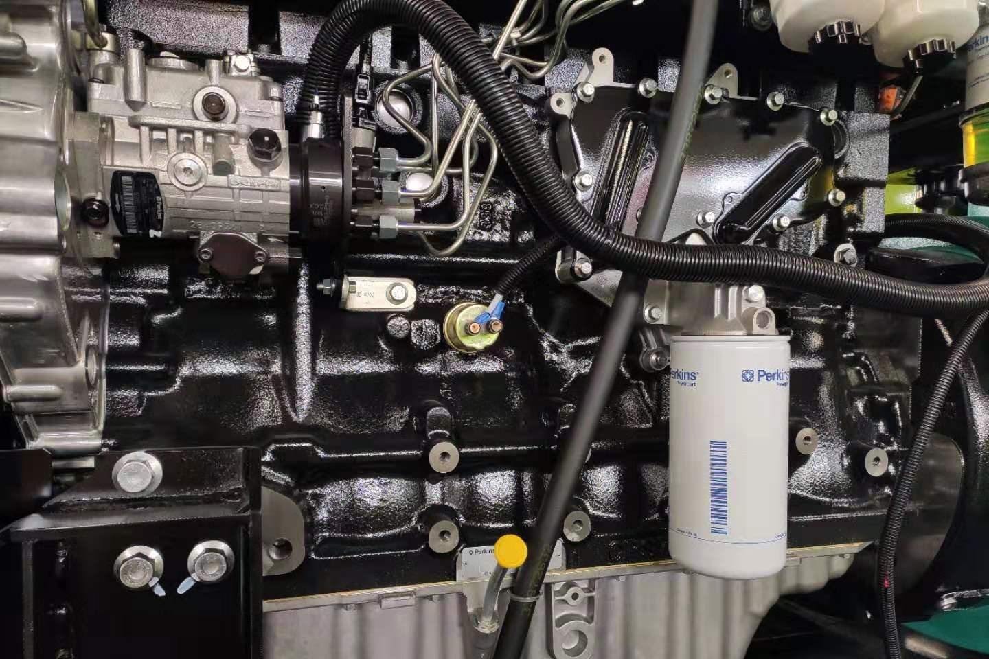 柴油發(fā)電機組如何減少噪音